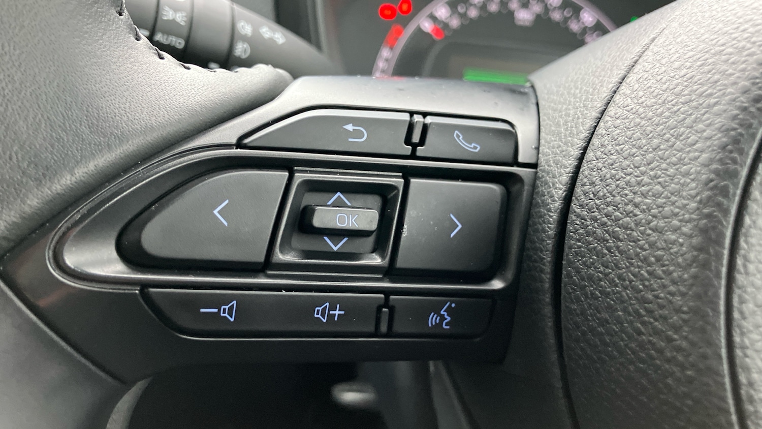 Used Toyota Aygo X 2024 for sale - 77405627: Photo 36