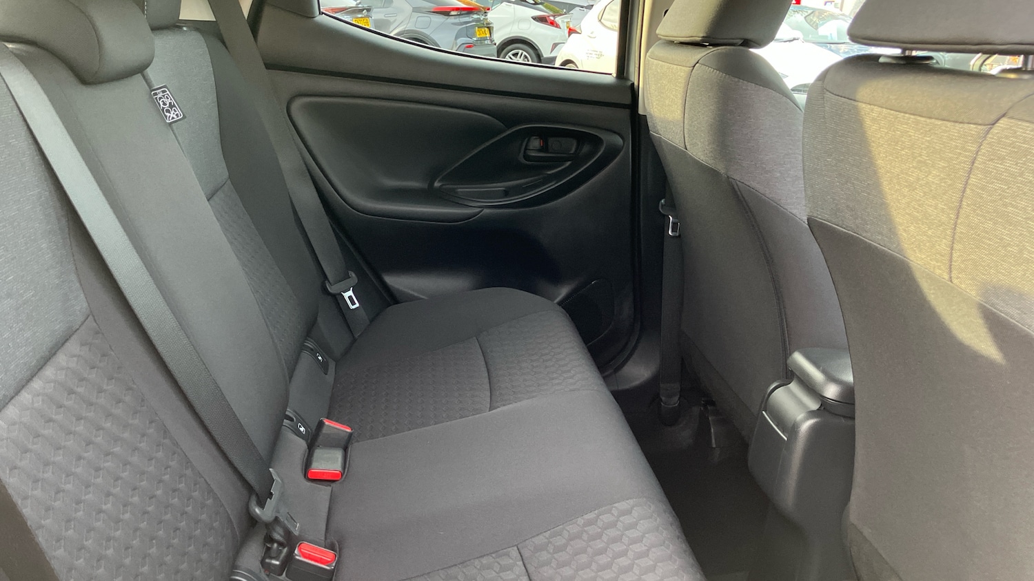 Used Toyota Yaris 2023 for sale - 76402350: Photo 12