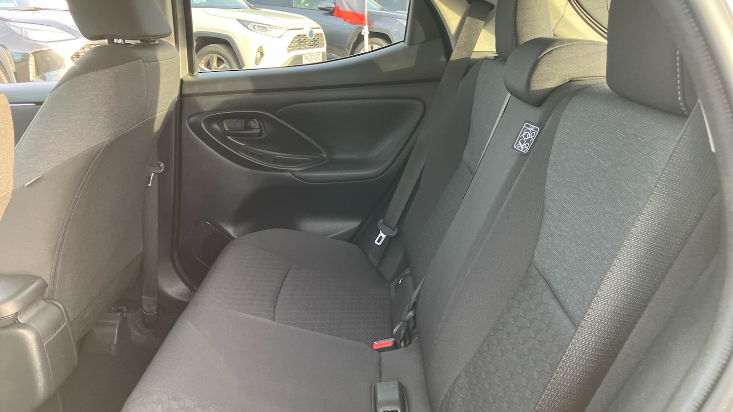 Used Toyota Yaris 2023 for sale - 76402350: Photo 13