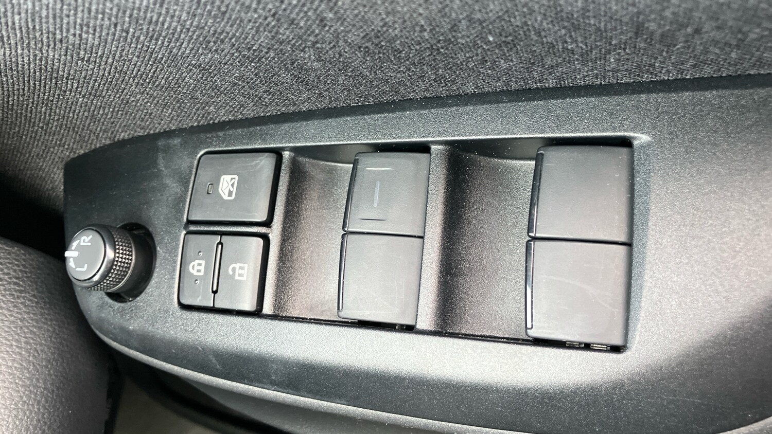 Used Toyota Yaris 2023 for sale - 76402350: Photo 22