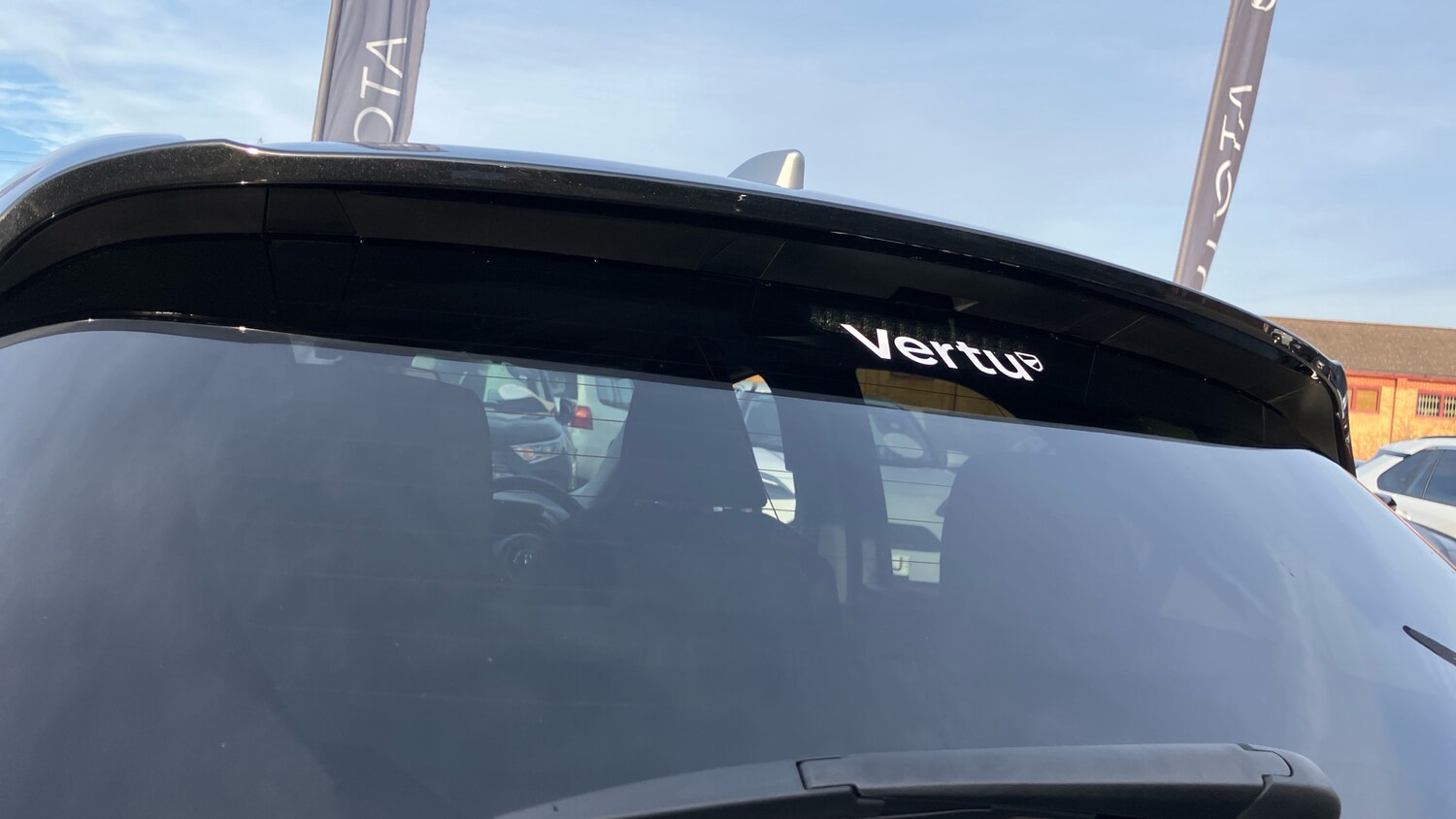 Used Toyota Yaris 2023 for sale - 76402350: Photo 26