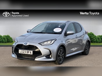 Used Toyota Yaris 2023 for sale - 76402350: Photo