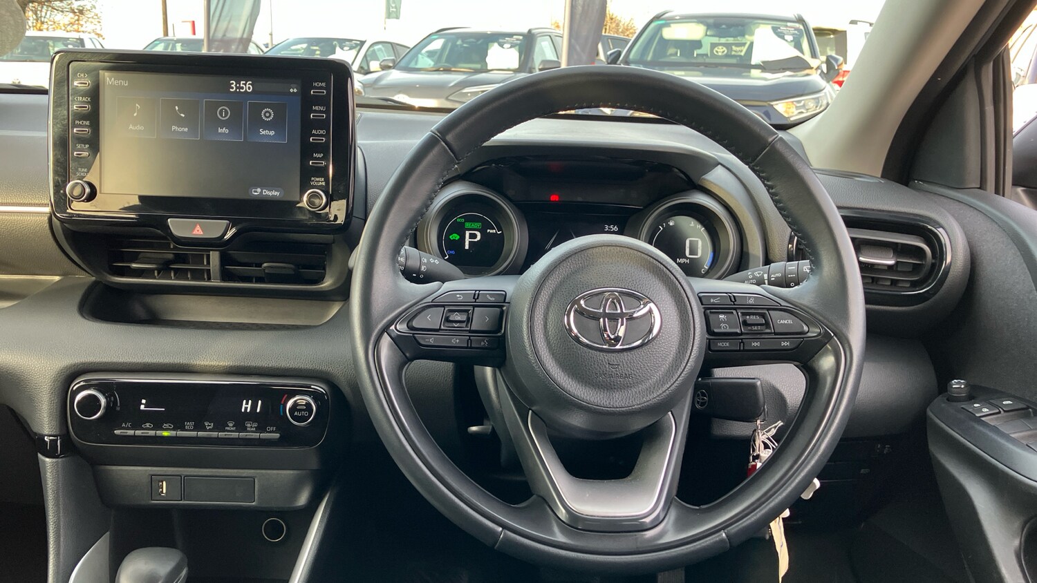 Used Toyota Yaris 2023 for sale - 76402350: Photo 6