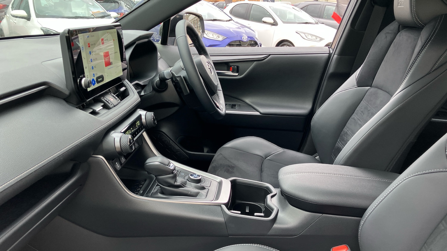 Used Toyota RAV4 2025 for sale - 77848757: Photo 10