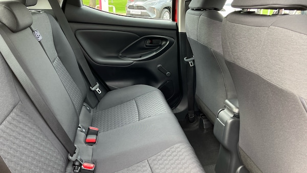 Used Toyota Yaris 2020 for sale - 76219613: Photo 12