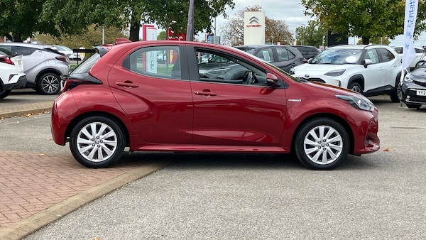 Used Toyota Yaris 2020 for sale - 76219613: Photo 16