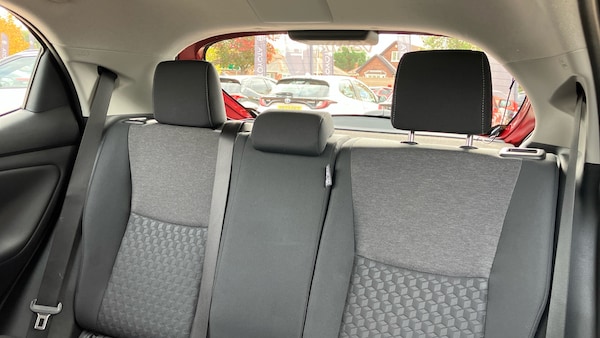 Used Toyota Yaris 2020 for sale - 76219613: Photo 23