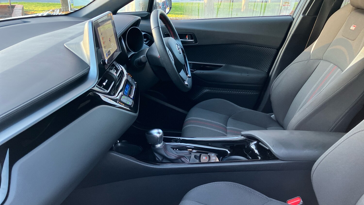 Used Toyota C-HR 2022 for sale - 76709968: Photo 10