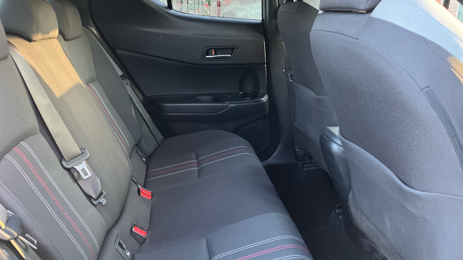 Used Toyota C-HR 2022 for sale - 76709968: Photo 12