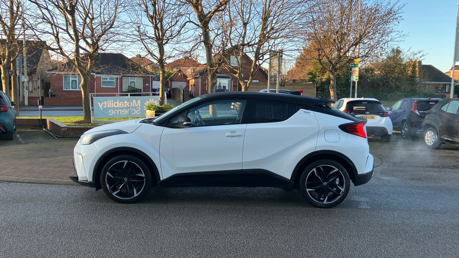 Used Toyota C-HR 2022 for sale - 76709968: Photo 17