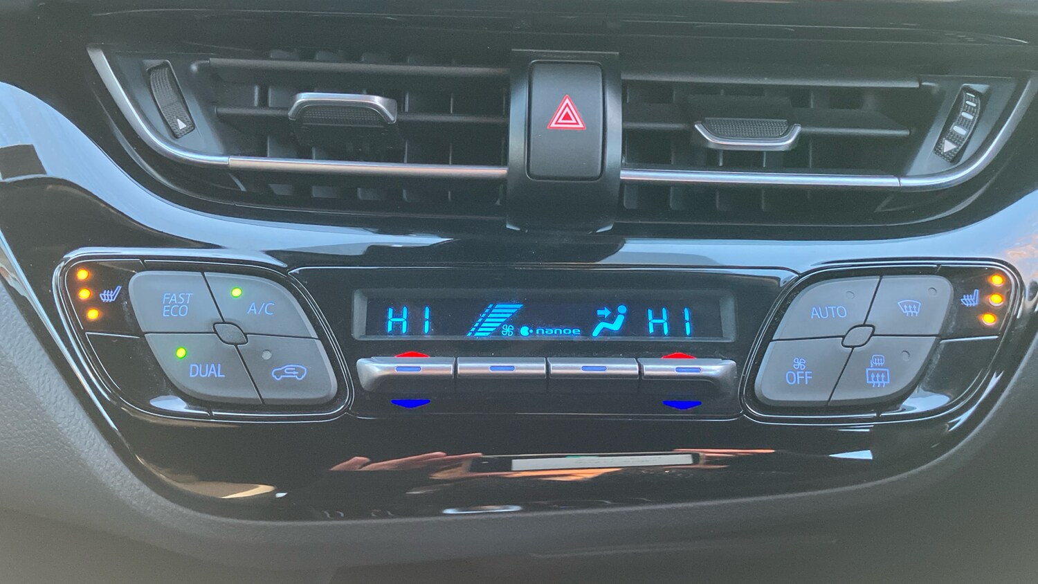 Used Toyota C-HR 2022 for sale - 76709968: Photo 34