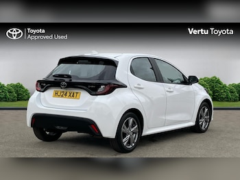Used Toyota Yaris 2024 for sale - 78080488: Photo