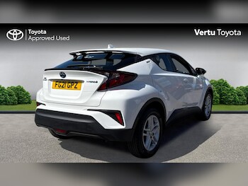 Used Toyota C-HR 2021 for sale - 78325153: Photo