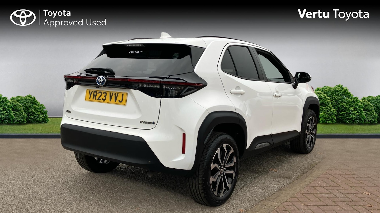 Used Toyota Yaris Cross 2023 for sale - 76302887: Photo 2