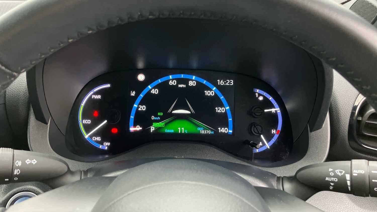 Used Toyota Yaris Cross 2023 for sale - 76302887: Photo 9