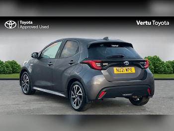 Used Toyota Yaris 2021 for sale - 76984639: Photo