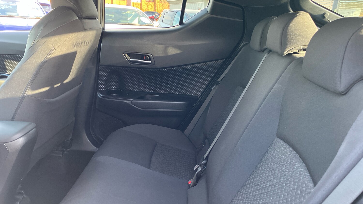 Used Toyota C-HR 2022 for sale - 76693240: Photo 13