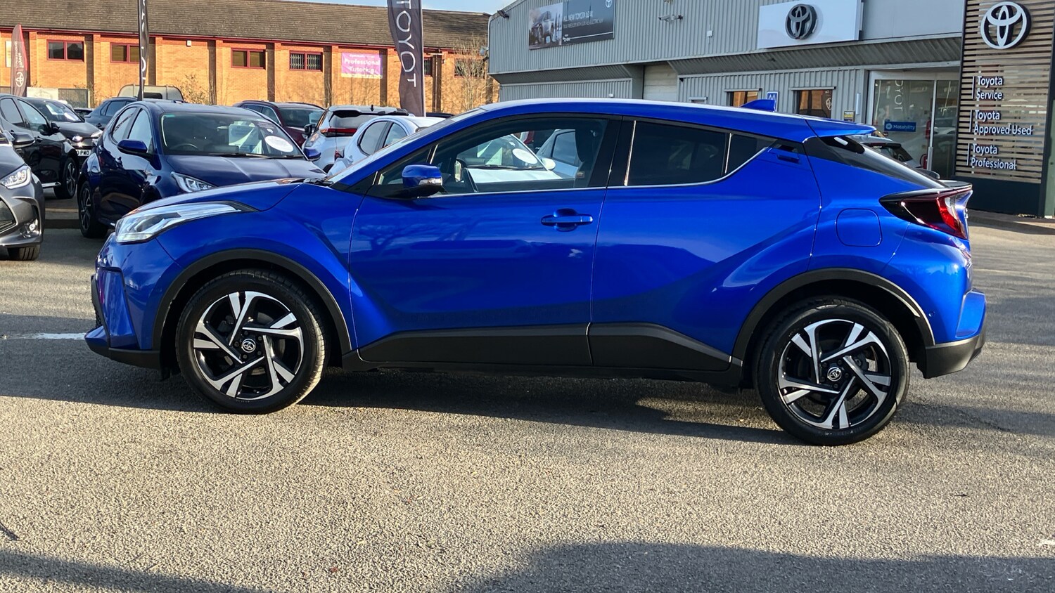 Used Toyota C-HR 2022 for sale - 76693240: Photo 17