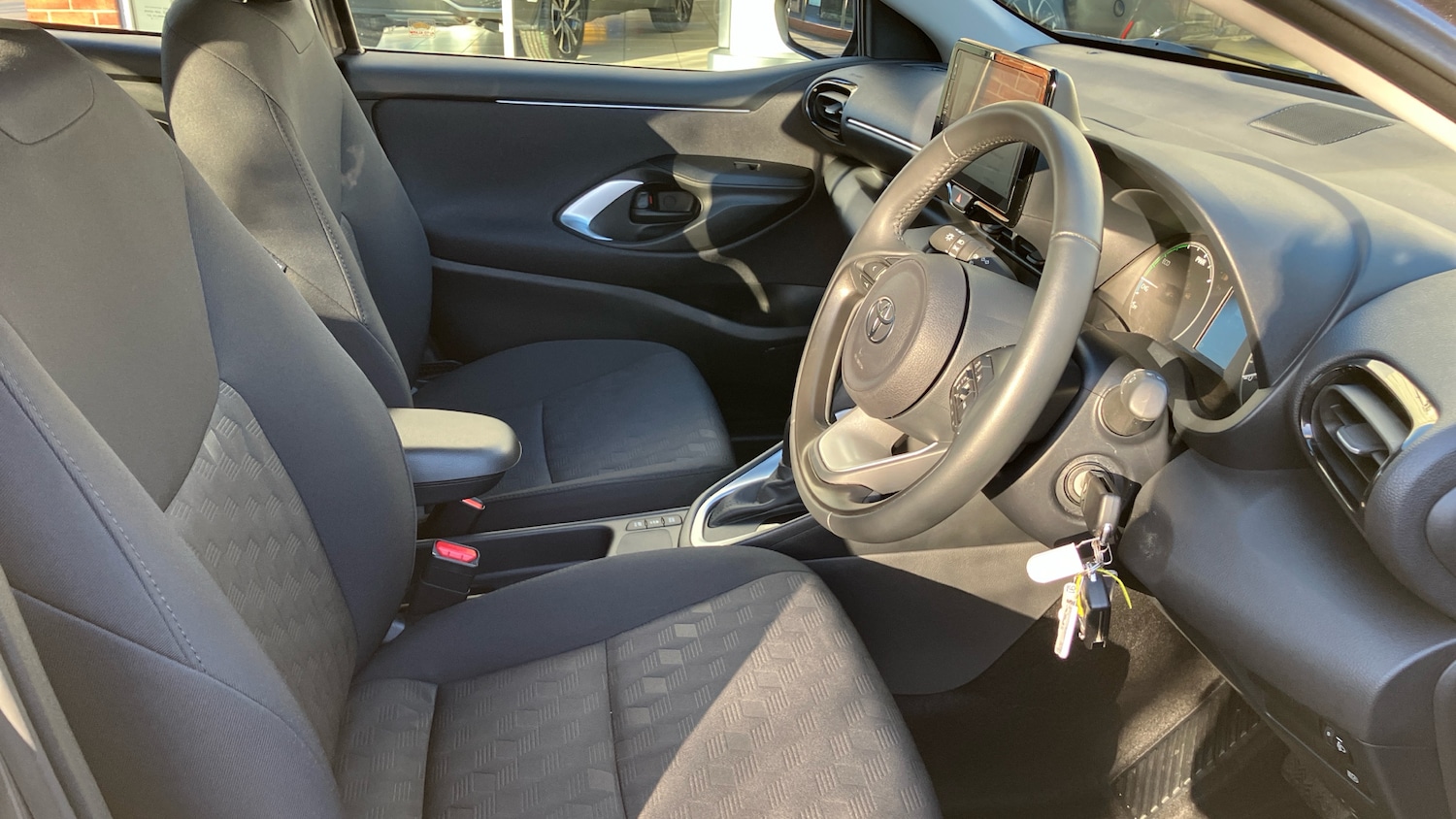 Used Toyota Yaris 2024 for sale - 77106380: Photo 11