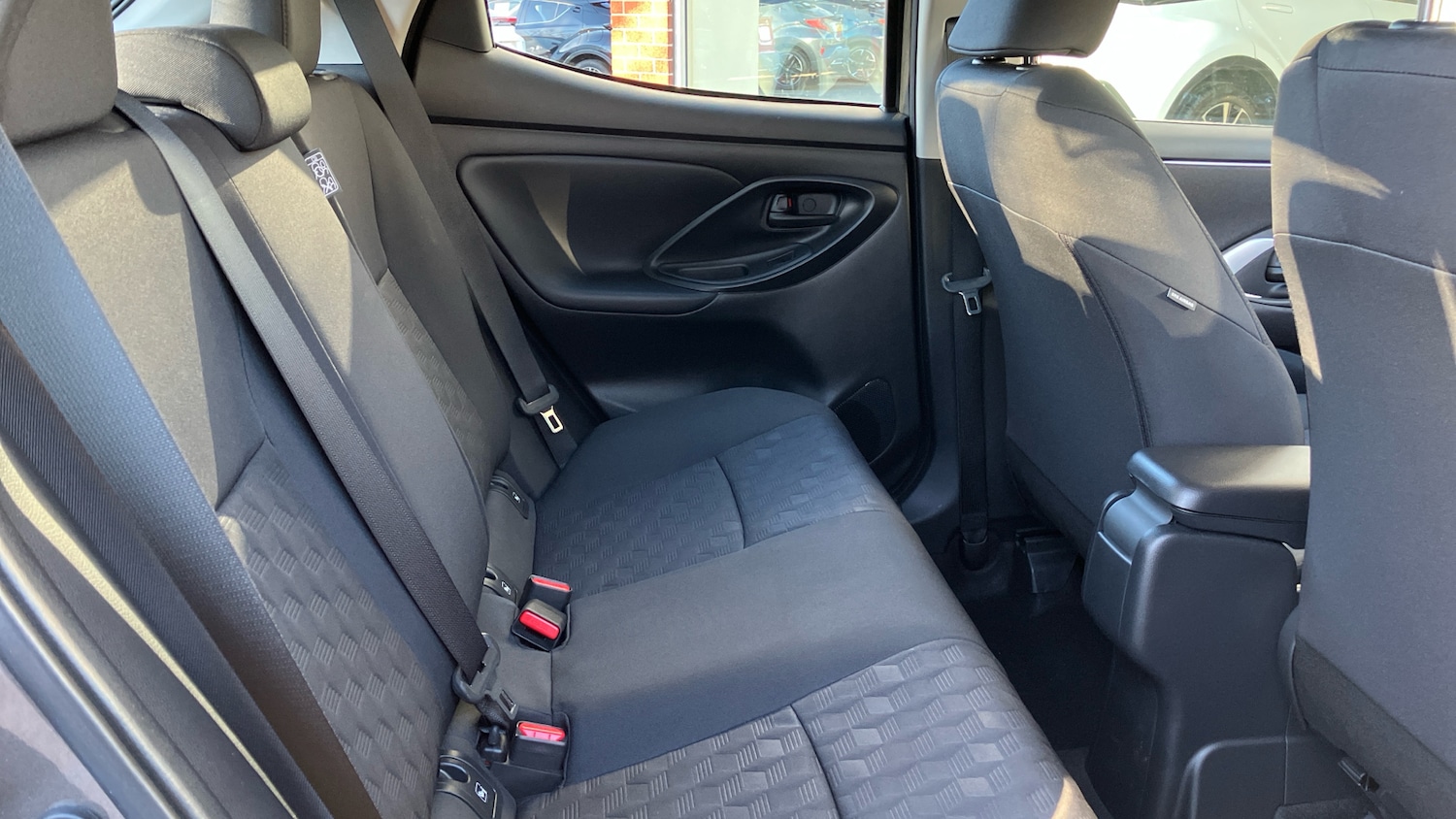 Used Toyota Yaris 2024 for sale - 77106380: Photo 12