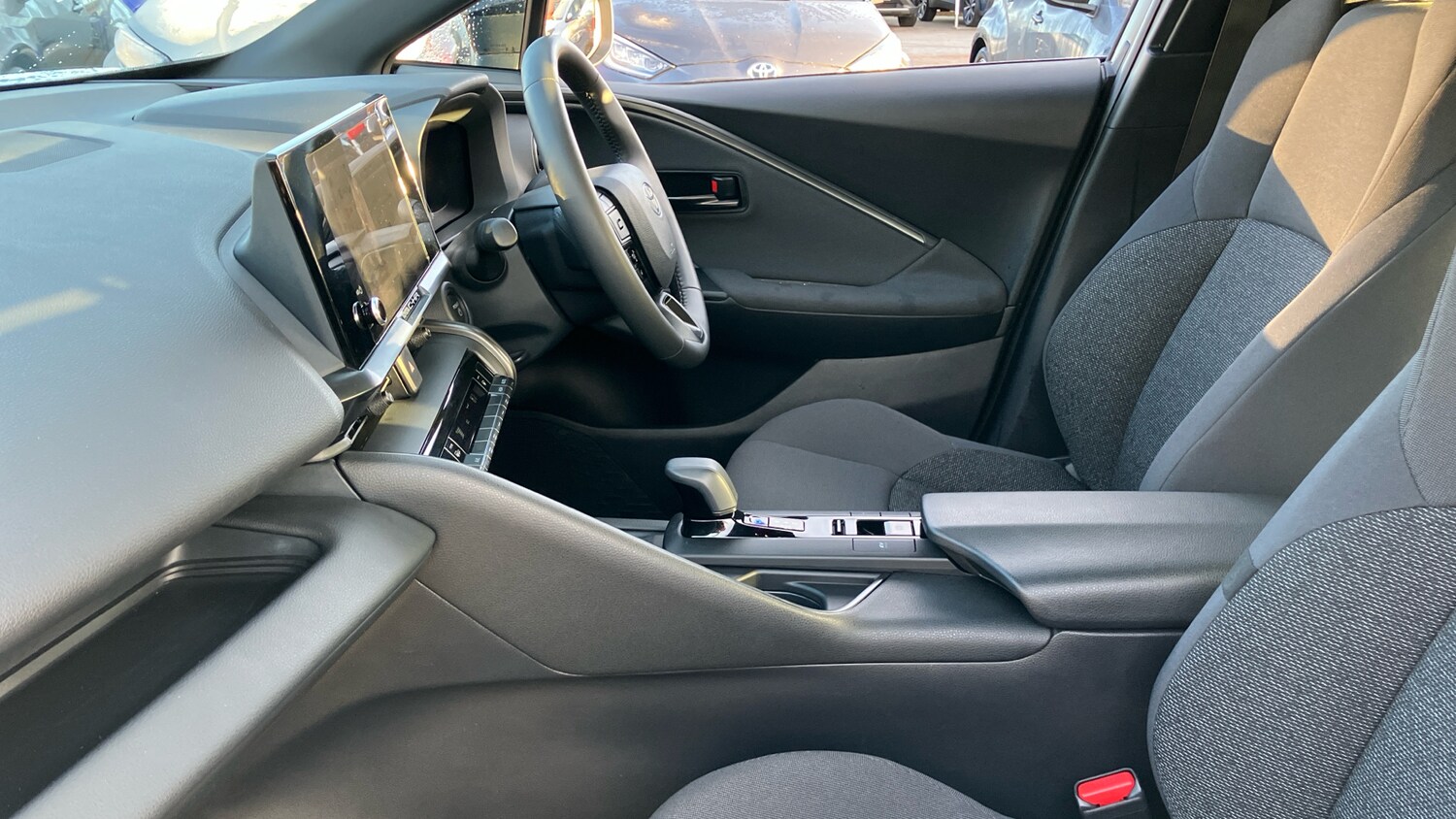 Used Toyota C-HR 2024 for sale - 77578648: Photo 10