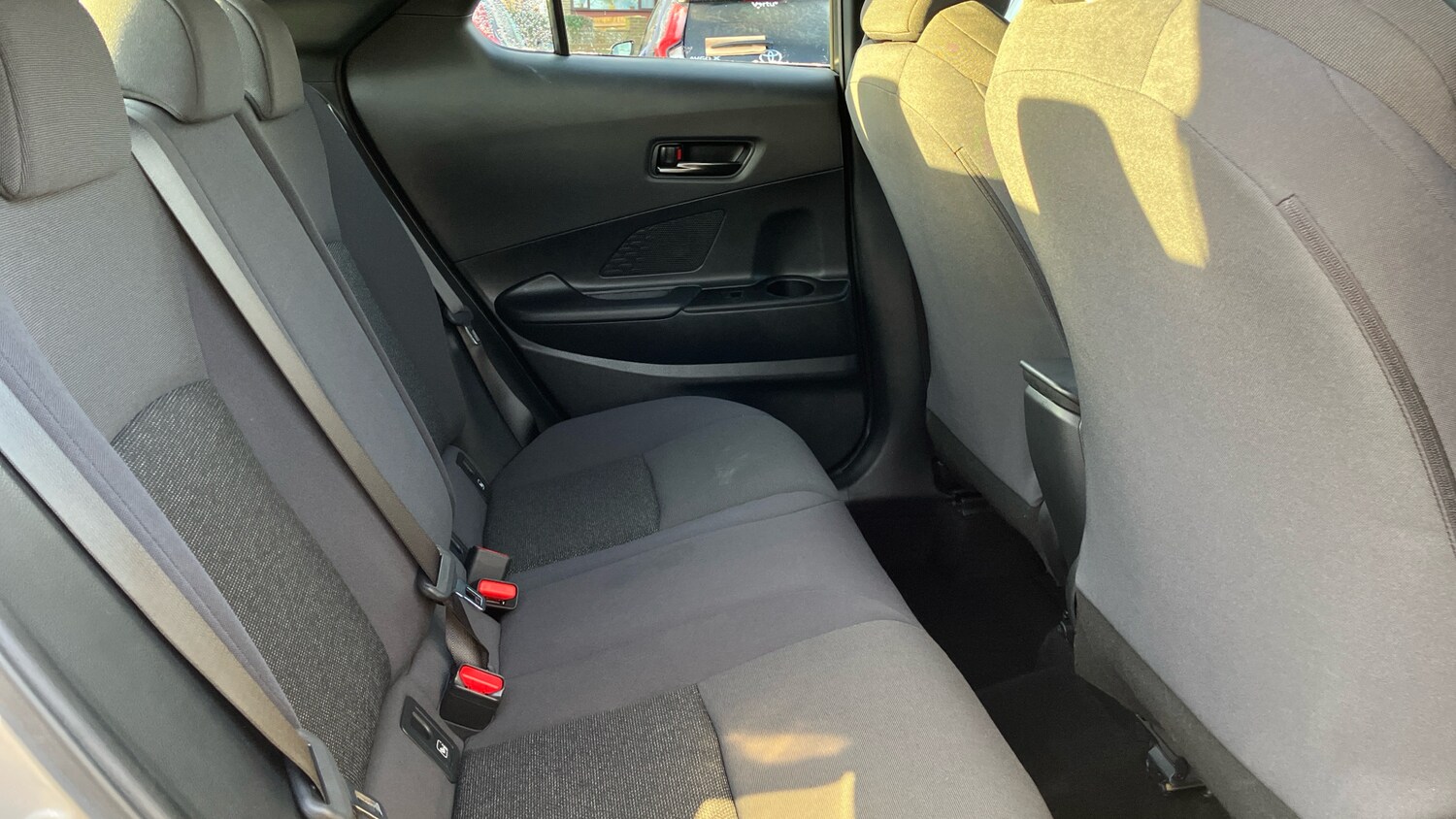 Used Toyota C-HR 2024 for sale - 77578648: Photo 12