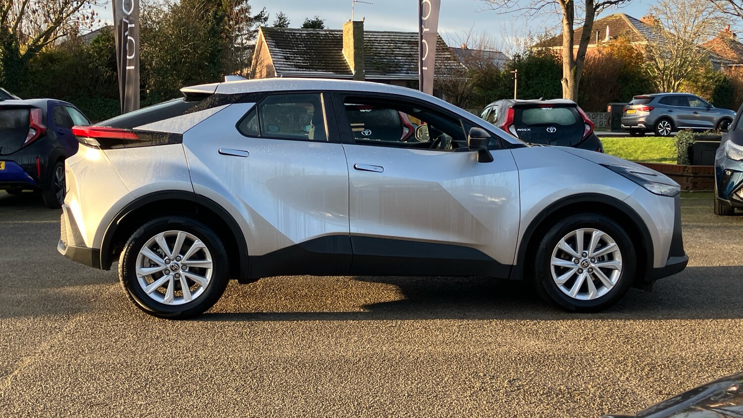 Used Toyota C-HR 2024 for sale - 77578648: Photo 16