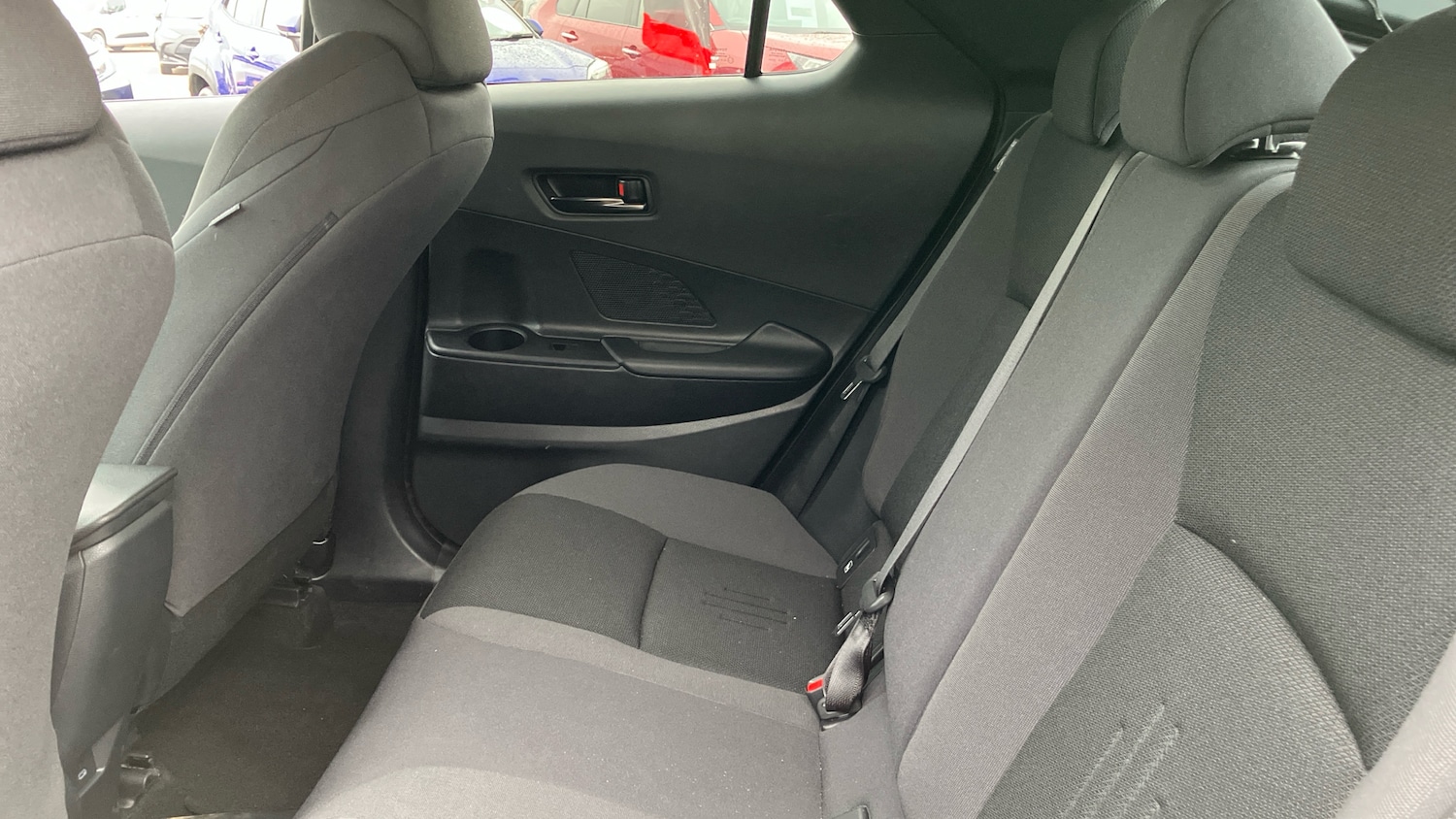 Used Toyota C-HR 2025 for sale - 77171102: Photo 13