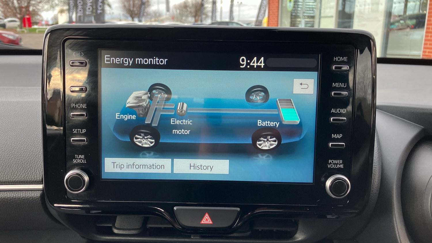 Used Toyota Yaris Cross 2022 for sale - 76736400: Photo 28