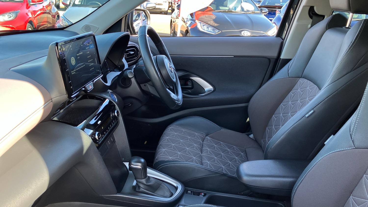 Used Toyota Yaris Cross 2023 for sale - 76354897: Photo 10