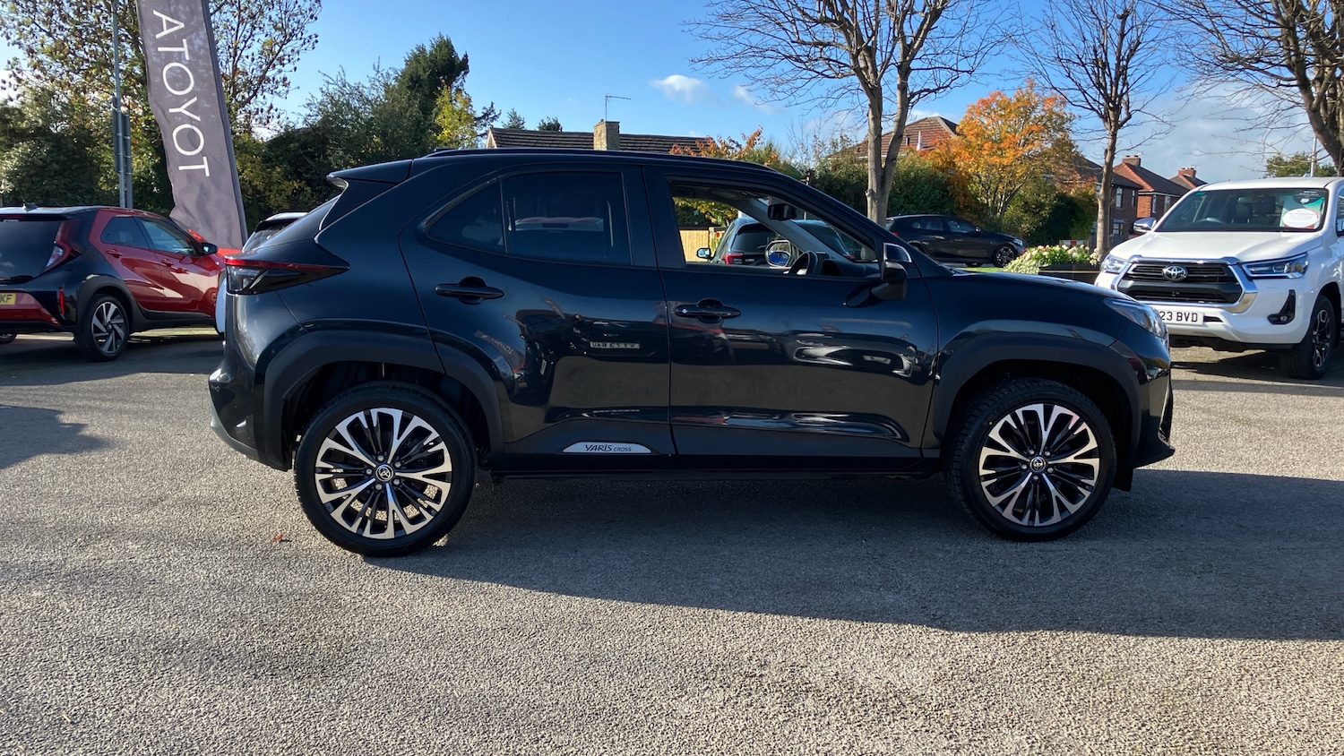 Used Toyota Yaris Cross 2023 for sale - 76354897: Photo 16