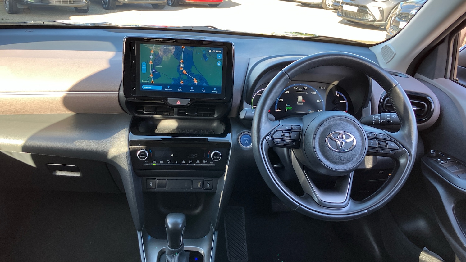Used Toyota Yaris Cross 2023 for sale - 76354897: Photo 5
