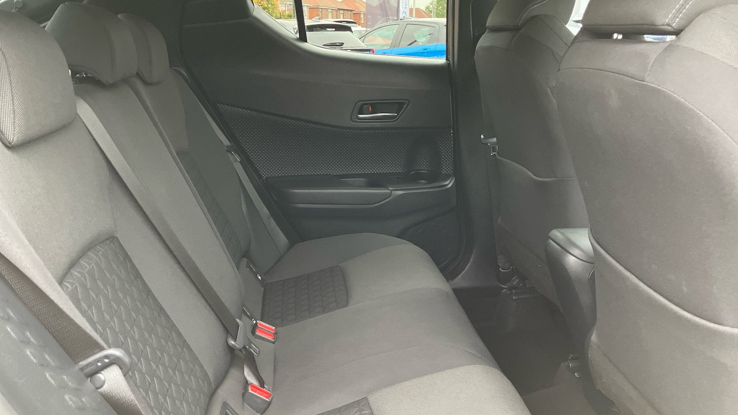 Used Toyota C-HR 2020 for sale - 76321692: Photo 12