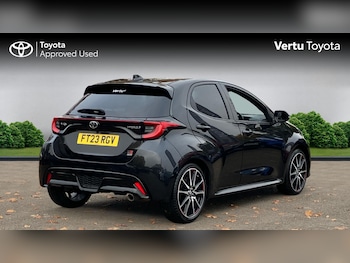 Used Toyota Yaris 2023 for sale - 76274366: Photo 2