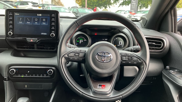 Used Toyota Yaris 2023 for sale - 76274366: Photo 6