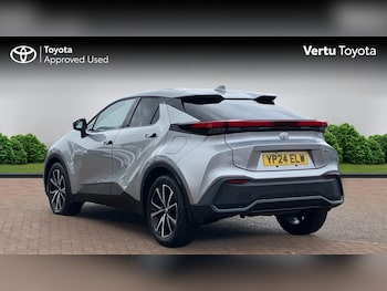 Used Toyota C-HR 2024 for sale - 76412399: Photo
