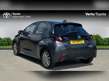 Used Toyota Yaris 2022 for sale - 78925741: Photo