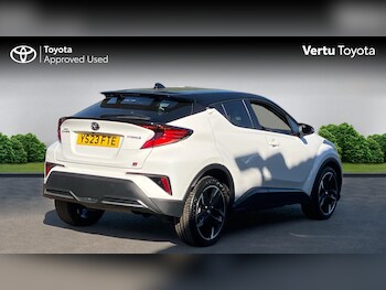 Used Toyota C-HR 2023 for sale - 78328421: Photo
