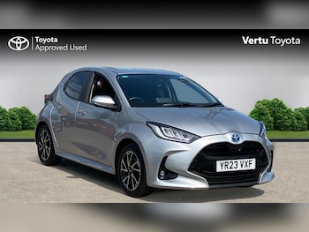 Used Toyota Yaris 2023 for sale - 79311189: Photo