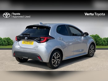 Used Toyota Yaris 2023 for sale - 79311189: Photo
