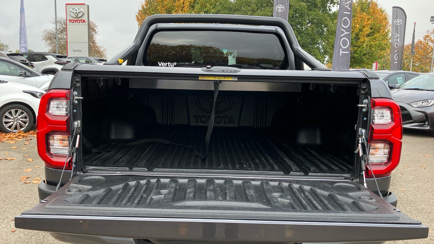 Used Toyota Hilux 2025 for sale - 77409351: Photo 14