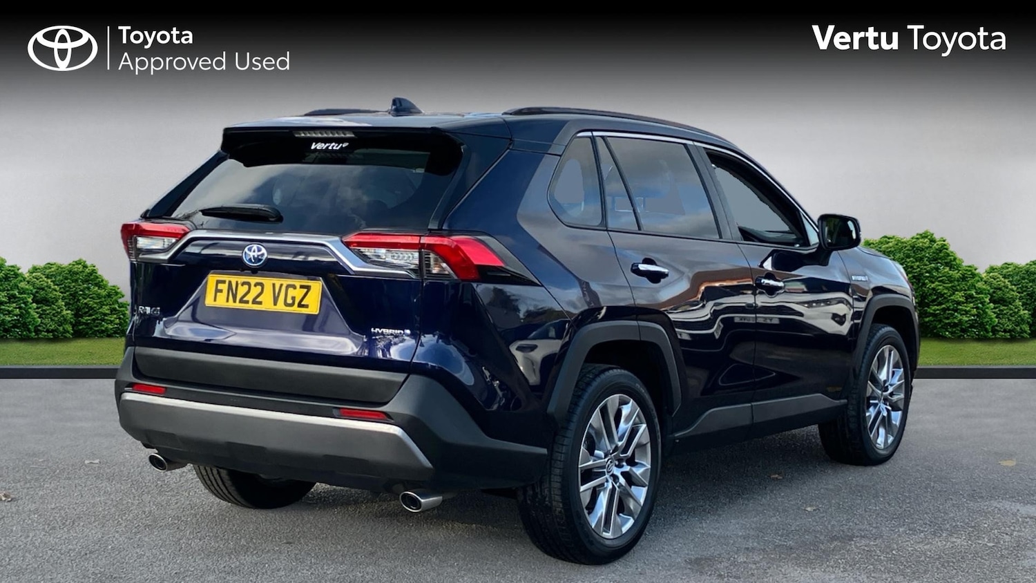 Used Toyota RAV4 2022 for sale - 76299719: Photo 2