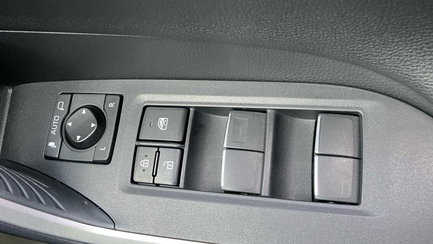 Used Toyota RAV4 2022 for sale - 76299719: Photo 22