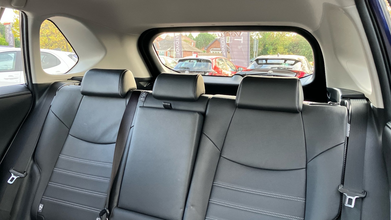 Used Toyota RAV4 2022 for sale - 76299719: Photo 23