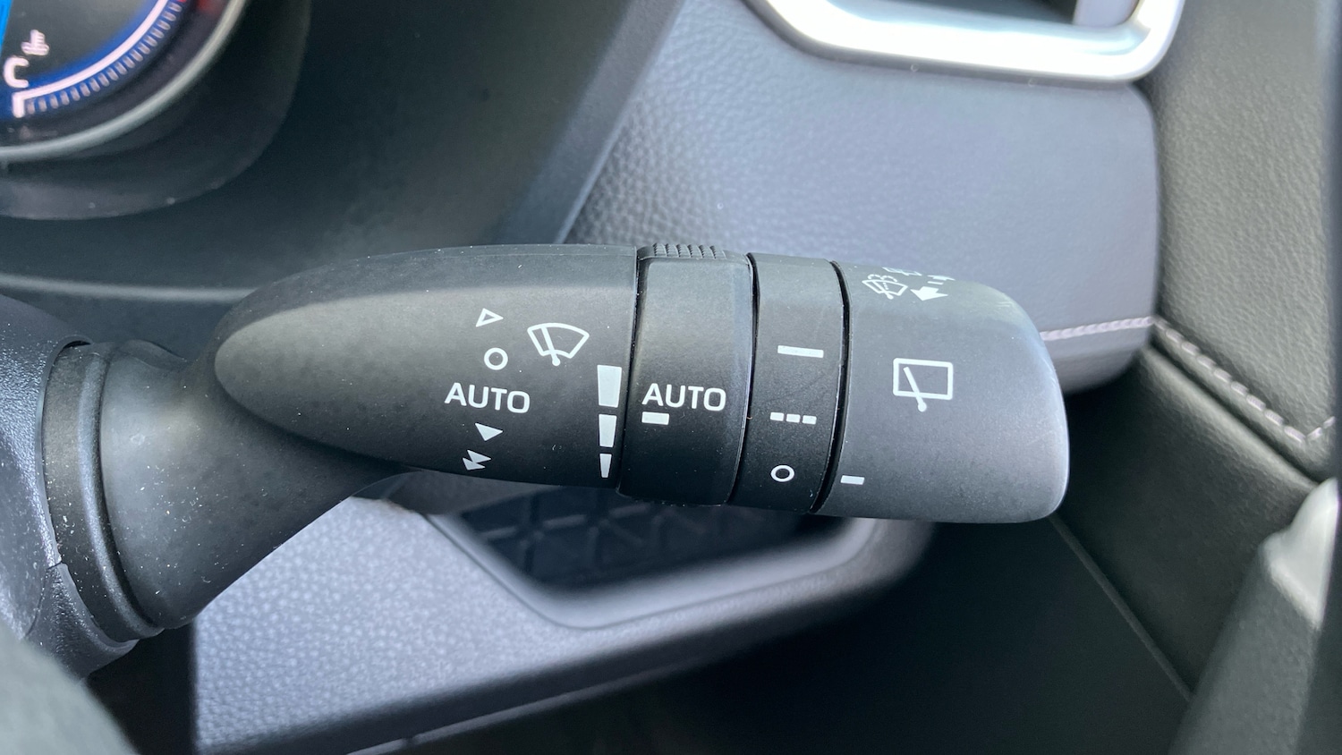 Used Toyota RAV4 2022 for sale - 76299719: Photo 39