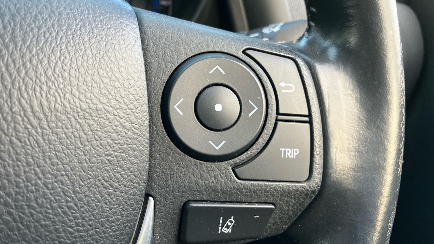 Used Toyota Auris 2017 for sale - 77354264: Photo 37