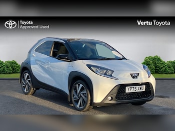 2025 (75) - 1.0 VVT-i Edge 5dr Petrol Hatchback