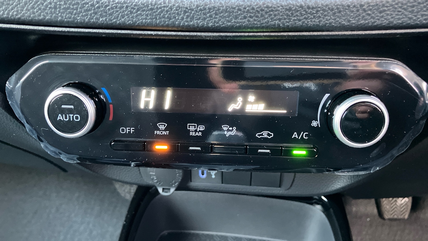 Used Toyota Aygo X 2025 for sale - 76919663: Photo 34