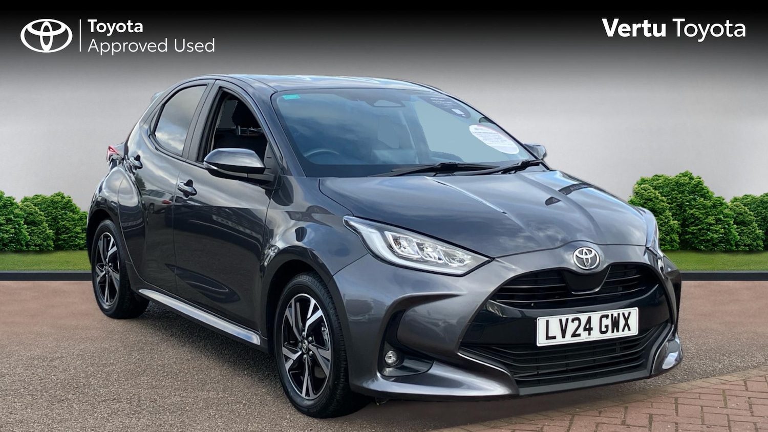Used Toyota Yaris 2024 for sale - 76171698: Photo 1