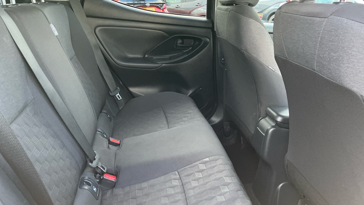Used Toyota Yaris 2024 for sale - 76171698: Photo 12